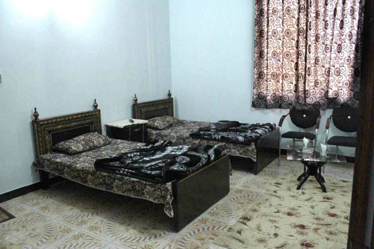Tulip Guest House Abbottabad Exterior photo